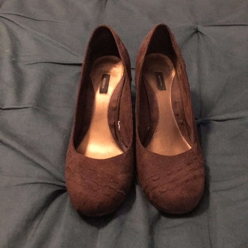 Brown Wedges